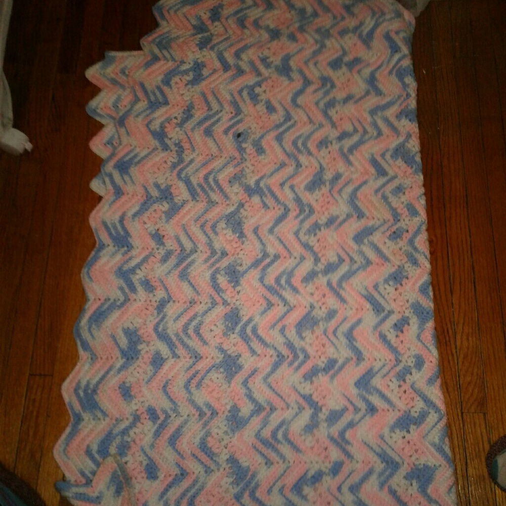 Knit blanket